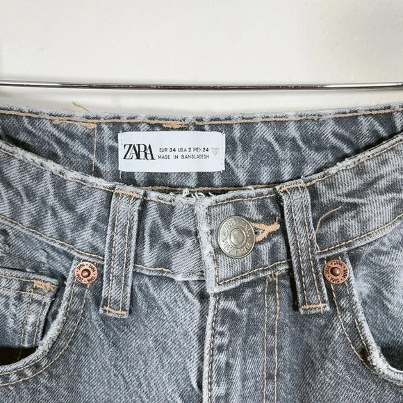 ZARA |  RIPPED MOM FIT JEANS - Picture 8 of 13
